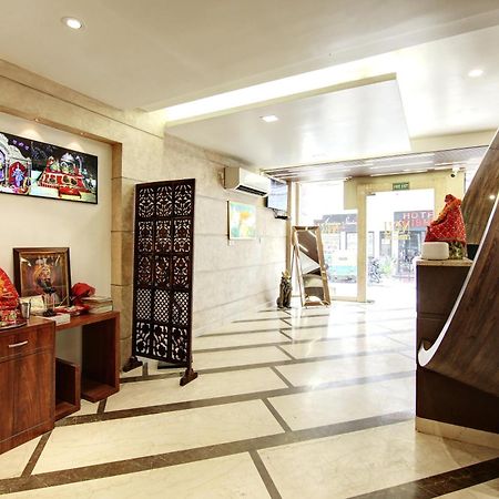 Hotel Neu Villa - Near Connaught Place & New Delhi Railway Station Eksteriør billede