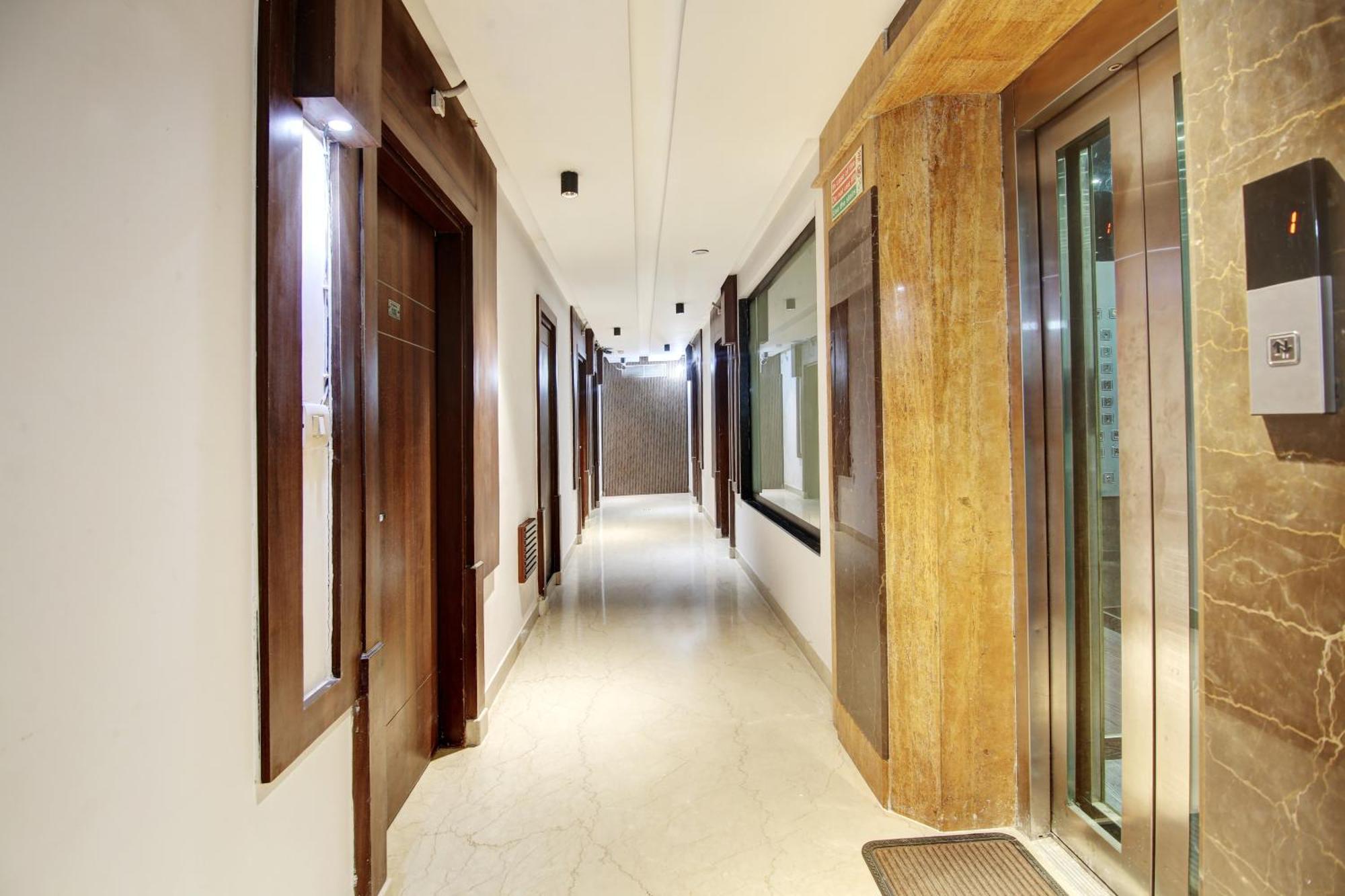 Hotel Neu Villa - Near Connaught Place & New Delhi Railway Station Eksteriør billede