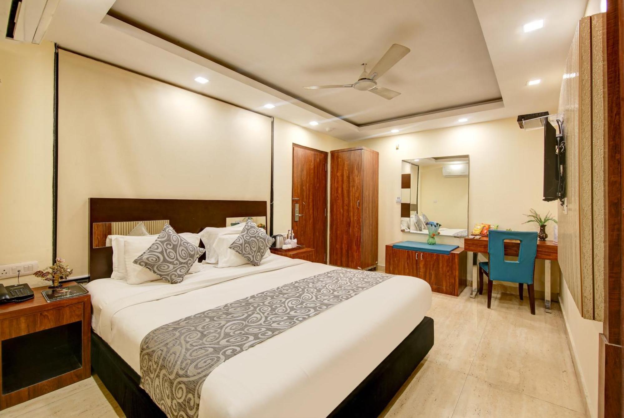 Hotel Neu Villa - Near Connaught Place & New Delhi Railway Station Eksteriør billede