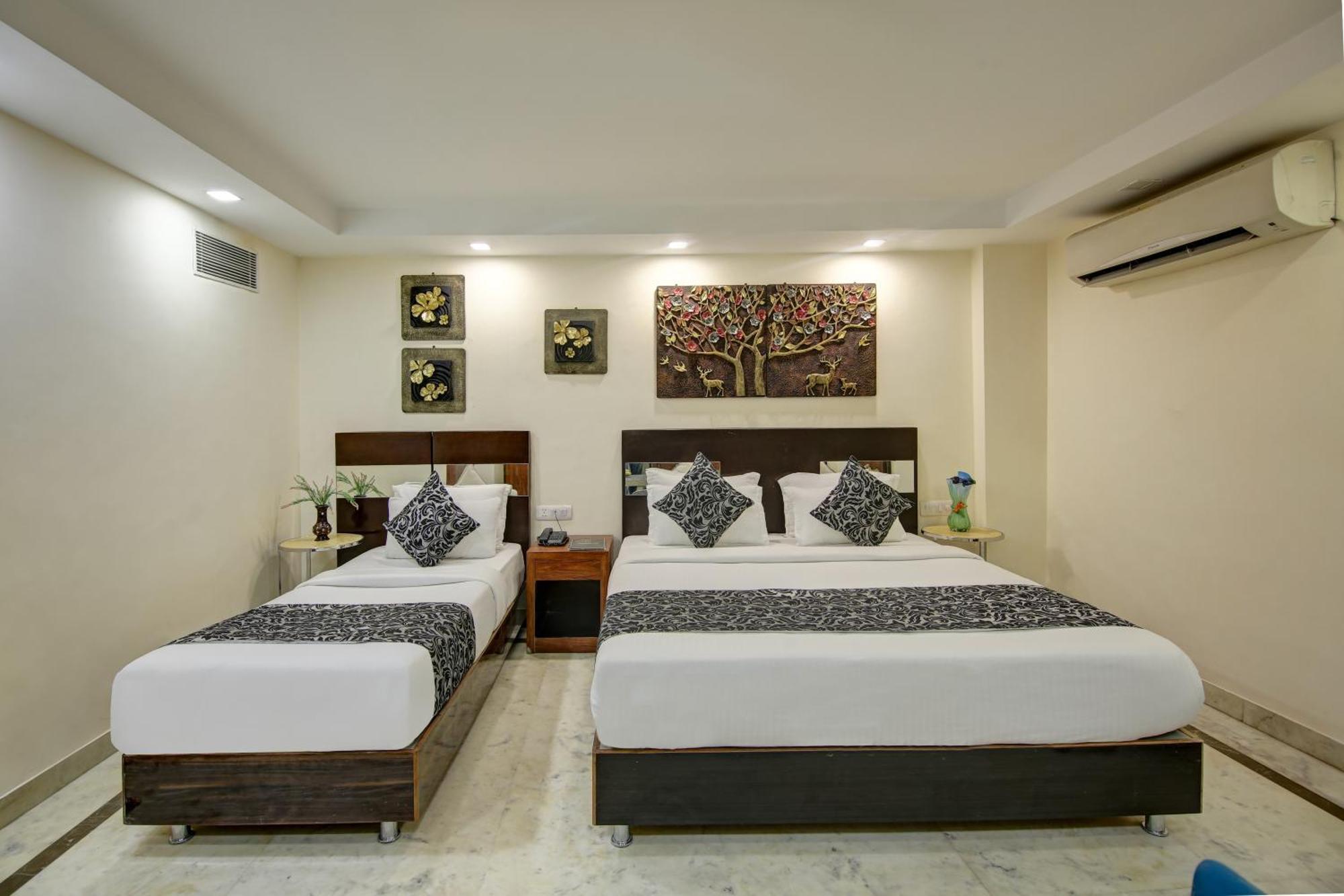 Hotel Neu Villa - Near Connaught Place & New Delhi Railway Station Eksteriør billede